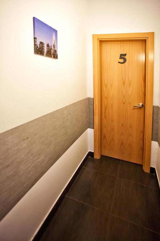 Residencial Principe Guest House Barreiro  Esterno foto