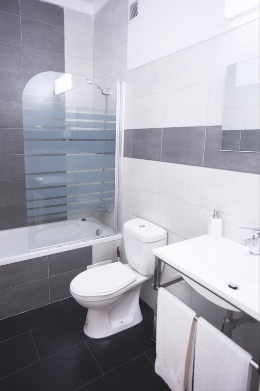 Residencial Principe Guest House Barreiro  Esterno foto