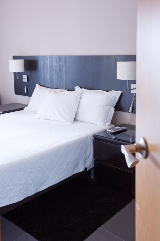 Residencial Principe Guest House Barreiro  Esterno foto