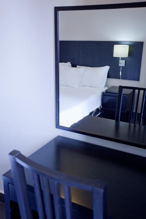 Residencial Principe Guest House Barreiro  Esterno foto