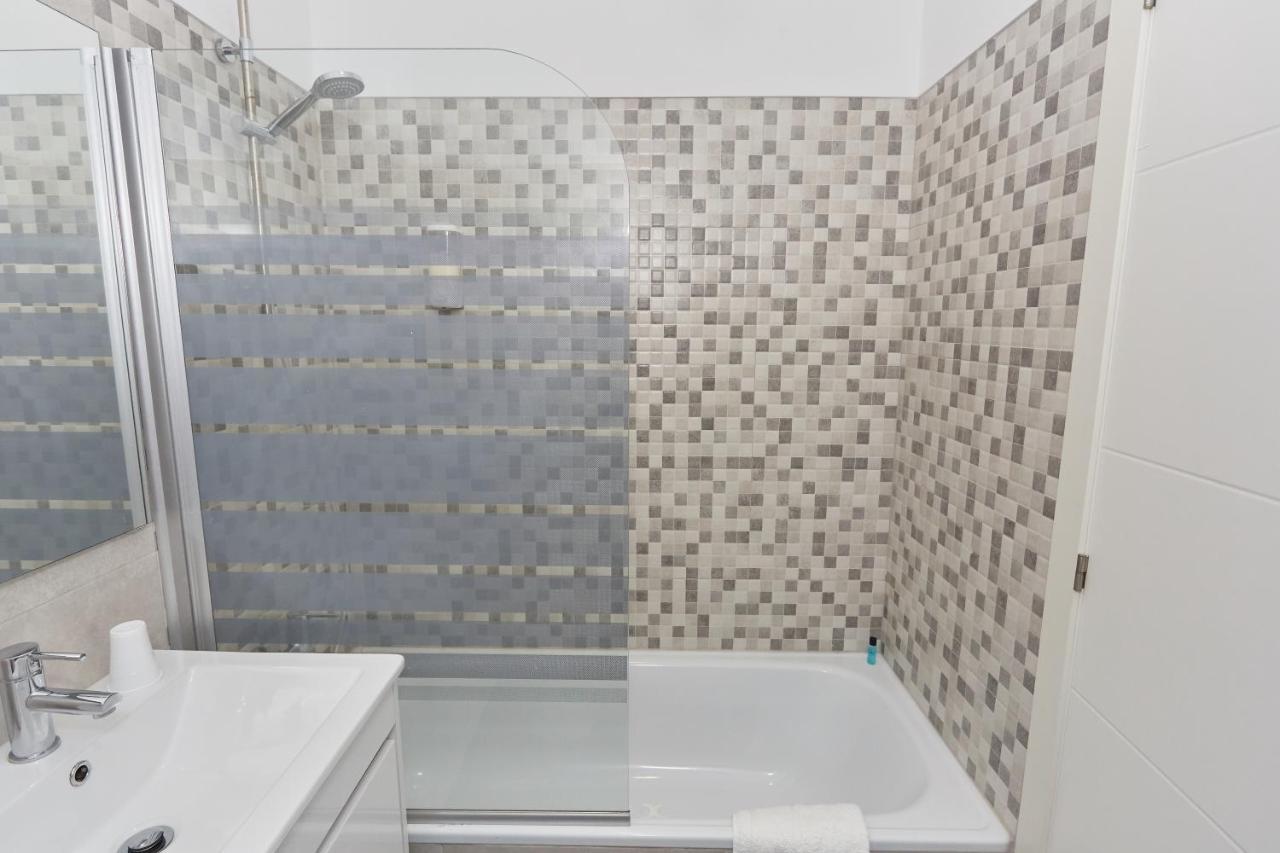 Residencial Principe Guest House Barreiro  Esterno foto